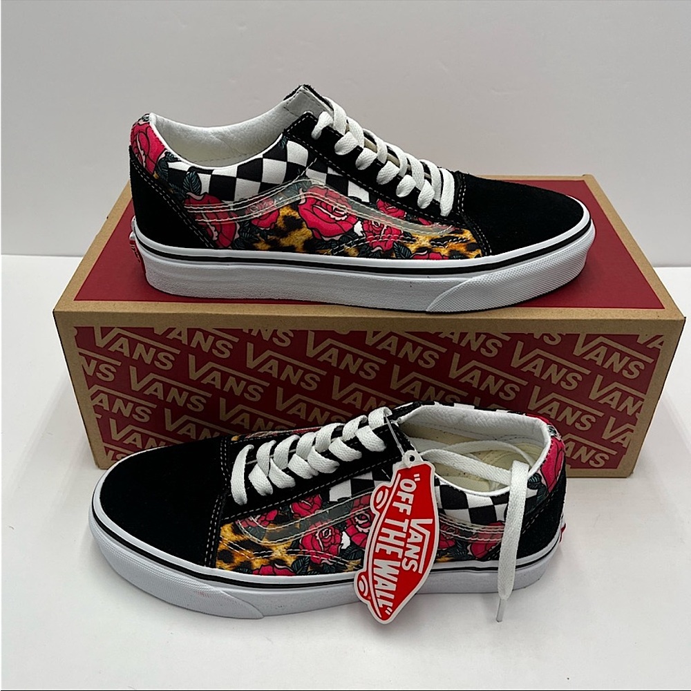 🌹 VANS 🌹 Old Skool, Black, checkered and rose!
